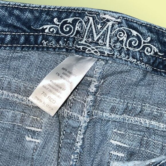 Maurices Premium Denim Low Rise Sequined Capris Size 7/8 #34 - Picture 4 of 6